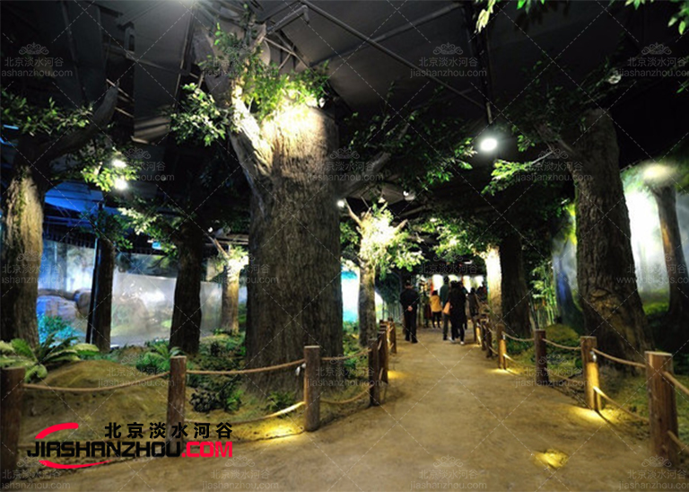 十米大型tcp仿真樹景觀為河川生態(tài)園提供前衛(wèi)不尋常的裝飾