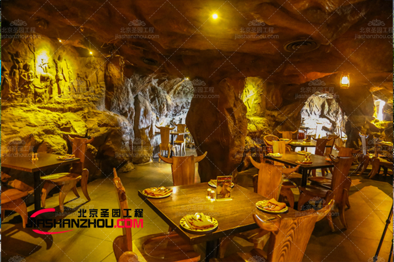 宜昌放翁酒家人造巖洞餐廳在懸崖峭壁上品嘗美食