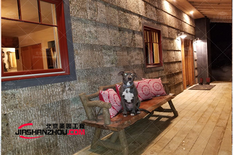 天津中北假日仿真樹(shù)皮酒店專注高端設(shè)計(jì)每一處細(xì)節(jié)