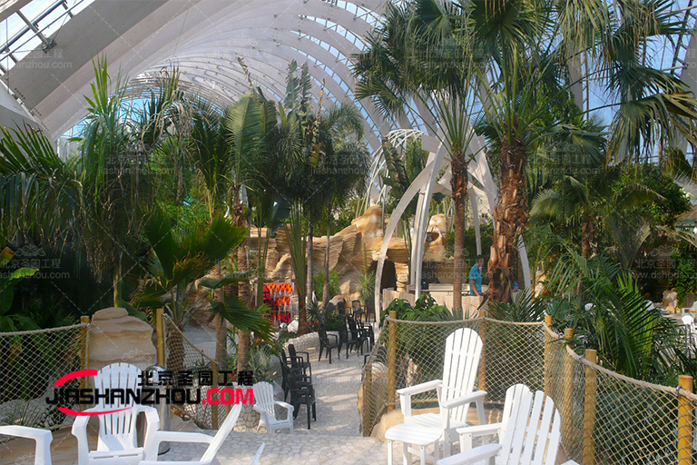 上海生態(tài)園仿真樹景觀明艷的綻放在人間煙火里