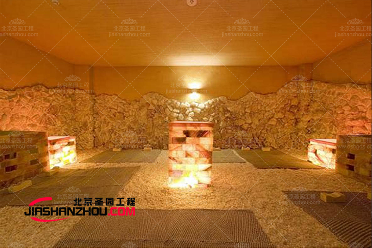 仿真洞穴式主題鹽療房華麗豐富的細(xì)節(jié)讓人聯(lián)想到巴洛克f 格