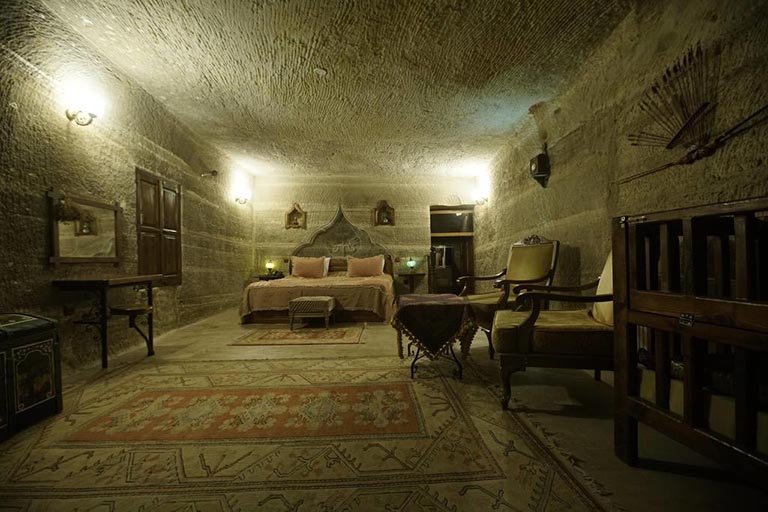 人造水泥仿真巖洞民宿 全水泥裝修高級(jí)經(jīng)典案例