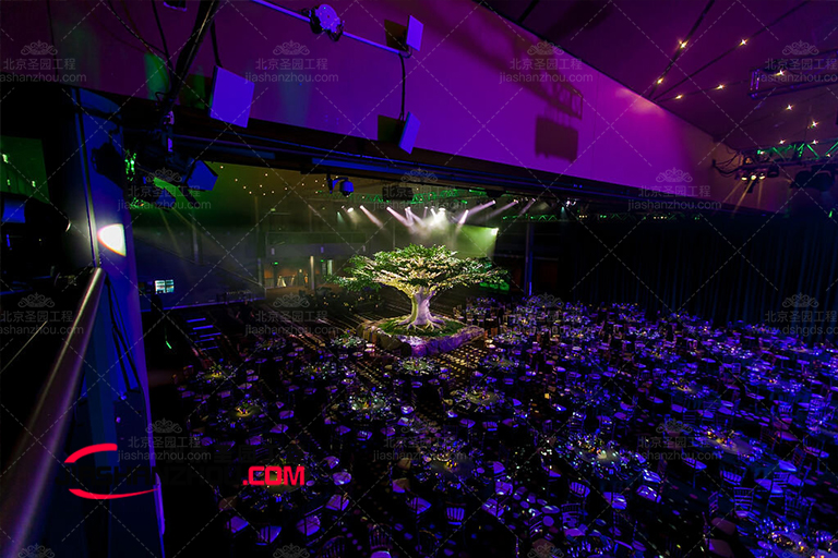 8米高人造綠色仿真樹 空間魅力平乏的終結(jié)者