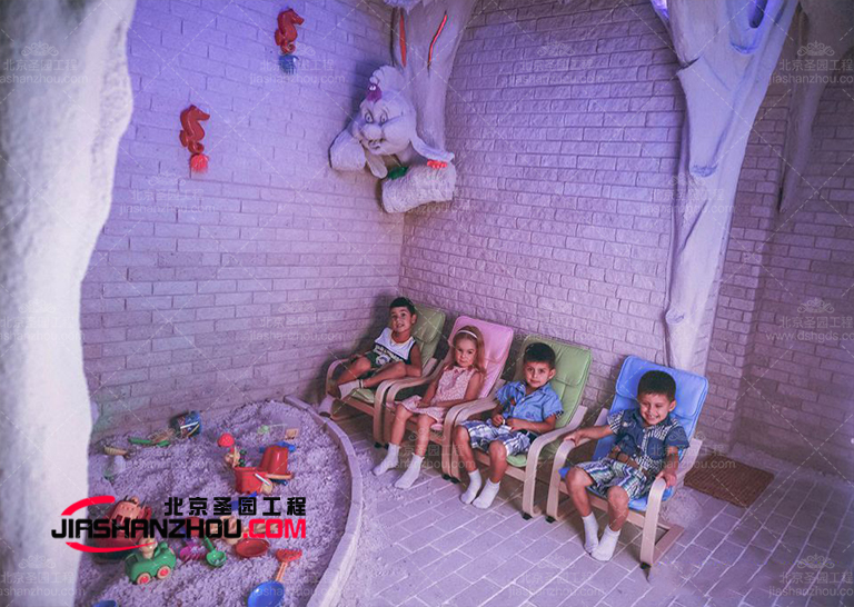 定制設(shè)計(jì)人工喜馬拉雅鹽療房是一種時(shí)尚的選擇