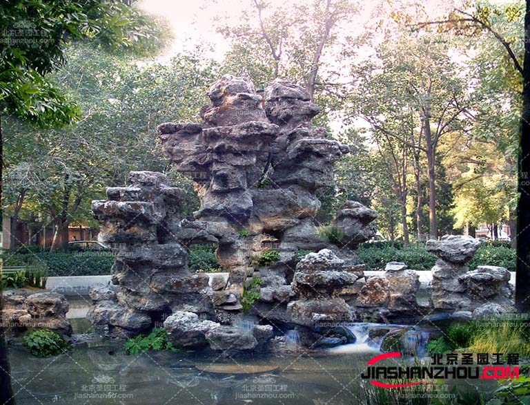 塑石假山因其的可塑性高大大的推動(dòng)了現(xiàn)代園林的發(fā)展