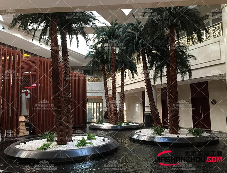 仿真樹是一種新穎的裝飾產(chǎn)品讓很多園林景觀變得加美麗