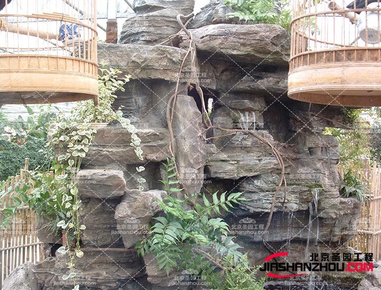 塑石假山越來越受歡迎不僅有山石之美還有一定的藝術(shù)效果
