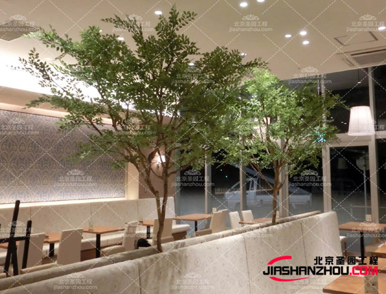 隨著人們對于環(huán)保越來越重視，仿真樹同樣具有環(huán)保性