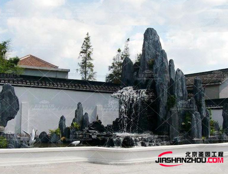 塑石假山在一些網(wǎng)紅景觀里發(fā)揮著強(qiáng)的作用