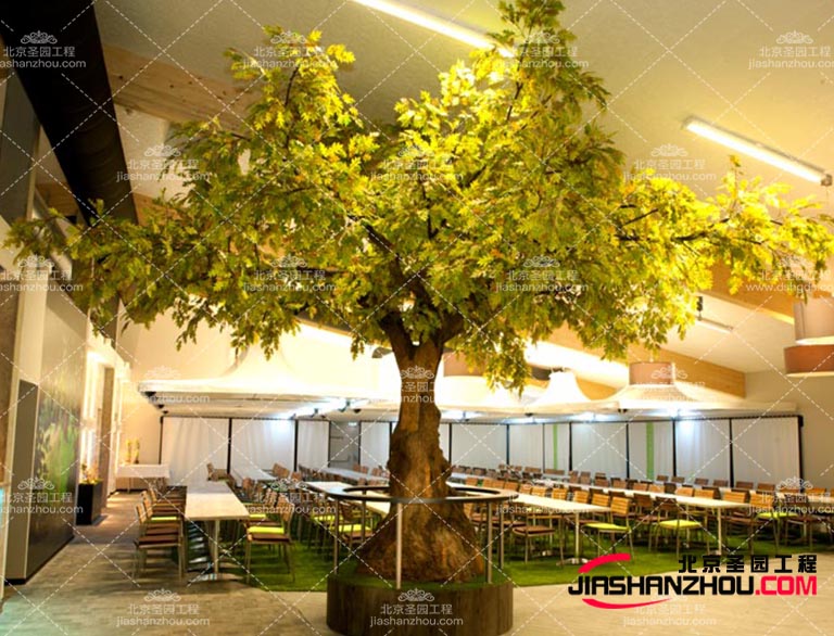 仿真樹的樹皮用的什么材料？仿真樹對人體有沒有危害？