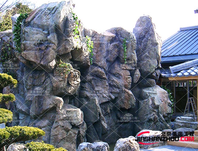 水泥假山壽命是多少年？水泥假山的成本高不高？