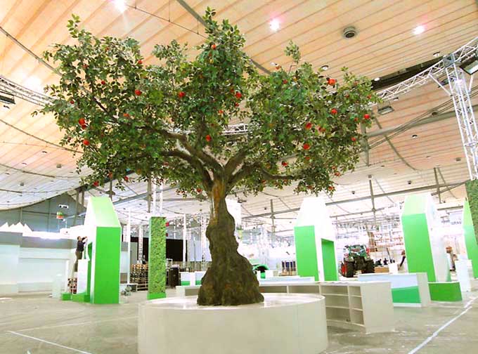 仿真樹(shù)成本低，形態(tài)多變，安裝方便快捷