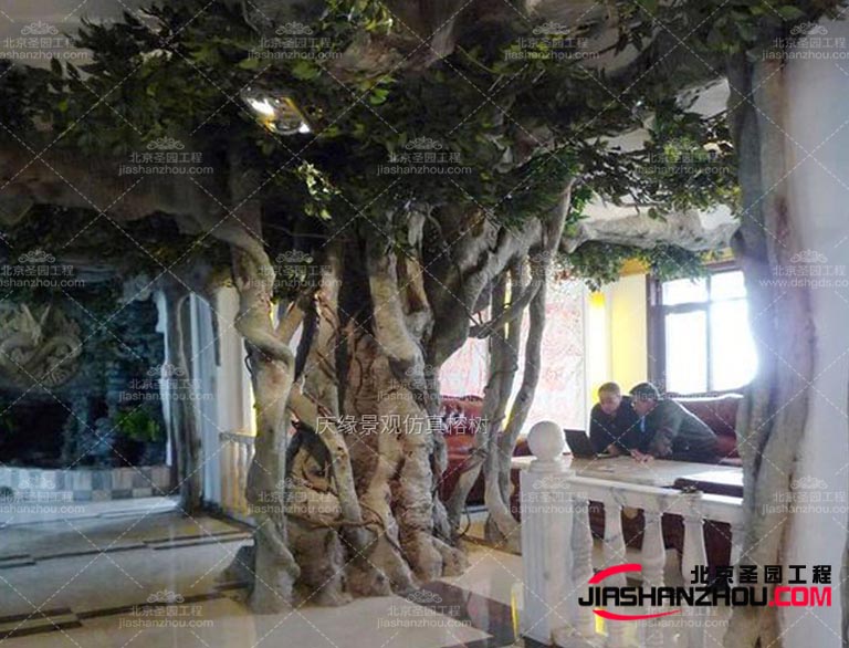 大家知道仿真樹(shù)是一種用于裝飾增加景觀效果的一種