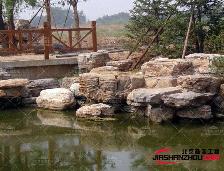 總之，推廣和發(fā)展塑石假山文化需要政府、行業(yè)協(xié)會文化機構(gòu)