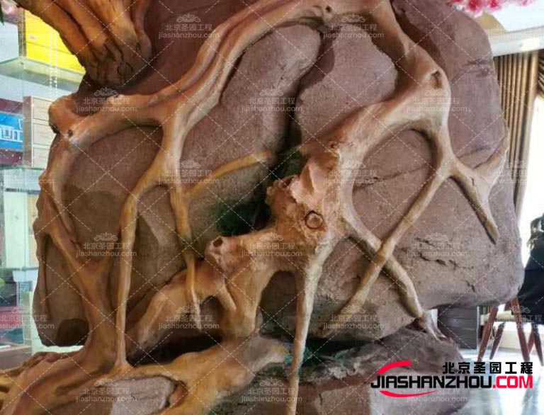 定期進(jìn)行維護(hù)和保養(yǎng)是確保塑石假山長期使用和保持美觀的關(guān)鍵