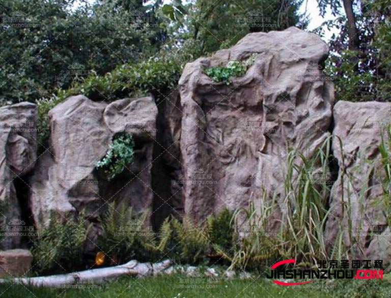 塑石假山可以增加并為人們帶來多的美感和創(chuàng)造力的激發(fā)