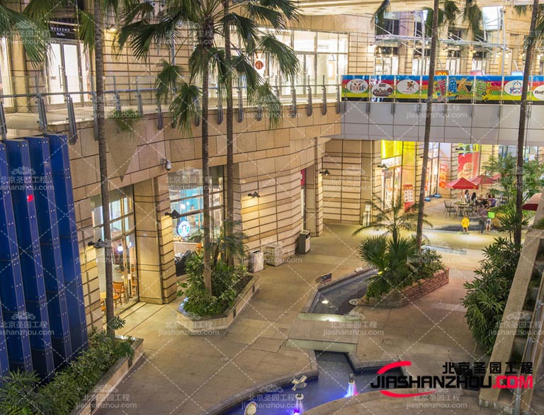 人造仿真樹都是用什么制造的 大型假樹圖片