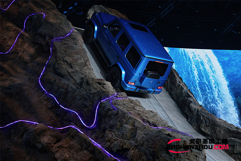 2024梅賽德斯-奔馳室內(nèi)塑石假山場景設(shè)計案例