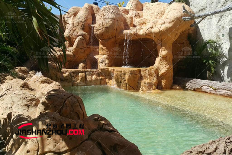 桂林仿真假山魚(yú)池設(shè)計(jì)制作 立體翻模拼裝假山制作案例