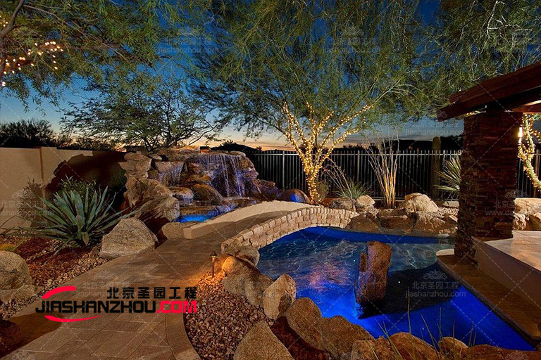 四川瀘州環(huán)保型仿真樹的特性與發(fā)展打 打造自然植被氛圍