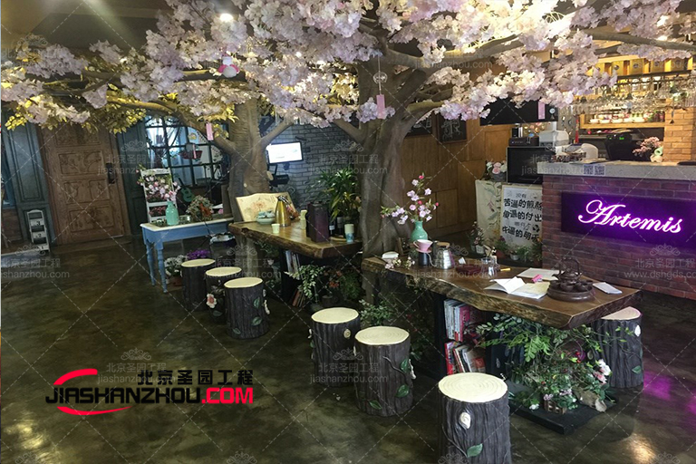 選擇我們仿真樹主題包裝施工是您提升品牌形象的關(guān)鍵