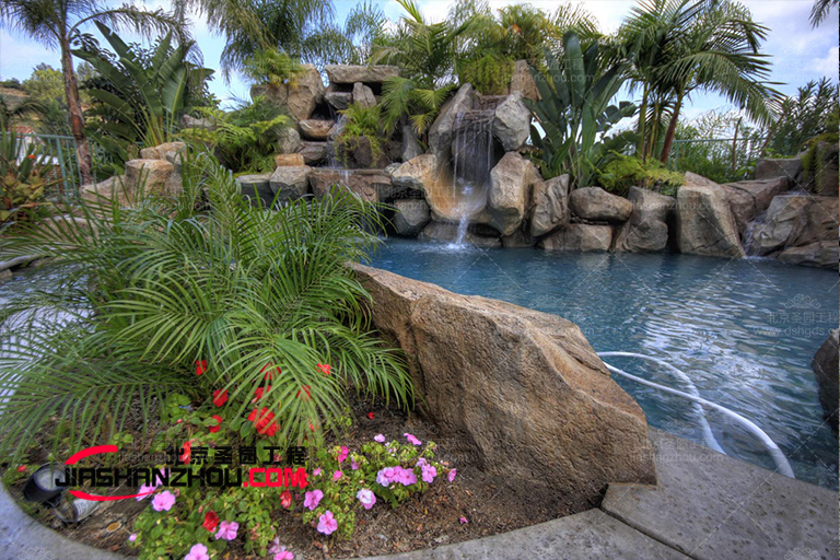 河南水泥假山不止只有一種f格 打造假山應(yīng)該注意哪些細(xì)節(jié)