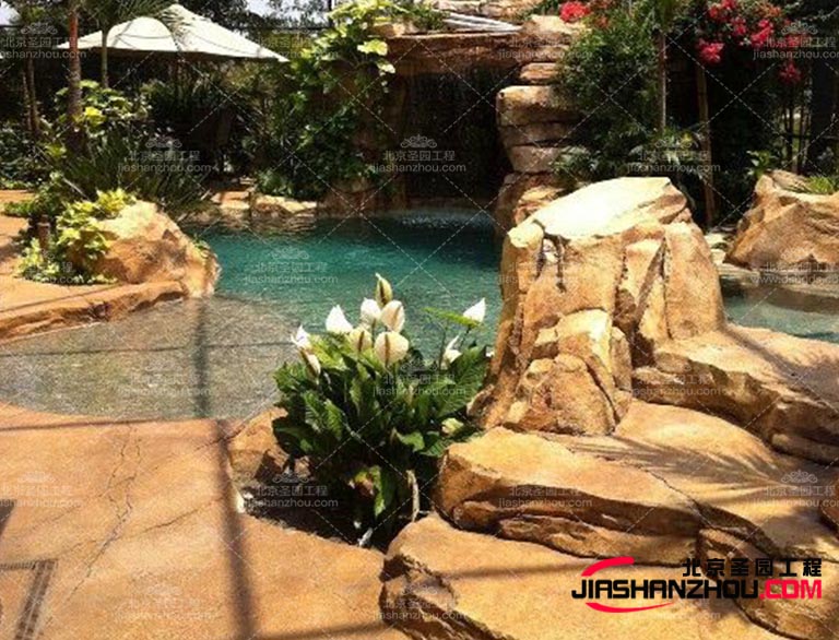 湖南壯麗奇特塑石假山設(shè)計(jì)是自然神韻的巧妙復(fù)刻