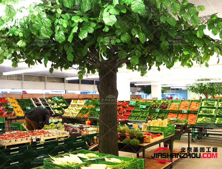 張家界人造仿真樹設(shè)計(jì)營造出富有層次感和自然韻味的景觀