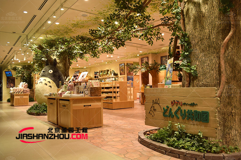 上海虹橋機(jī)場(chǎng)新增仿真樹打卡點(diǎn) 仿真樹成為城市靚麗f 景線