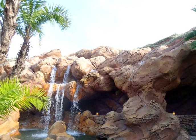 仿真假山價(jià)格.jpeg 仿真假山價(jià)格