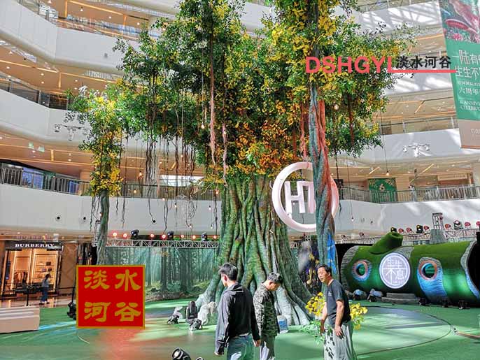 大型仿真樹.jpg 大型仿真樹