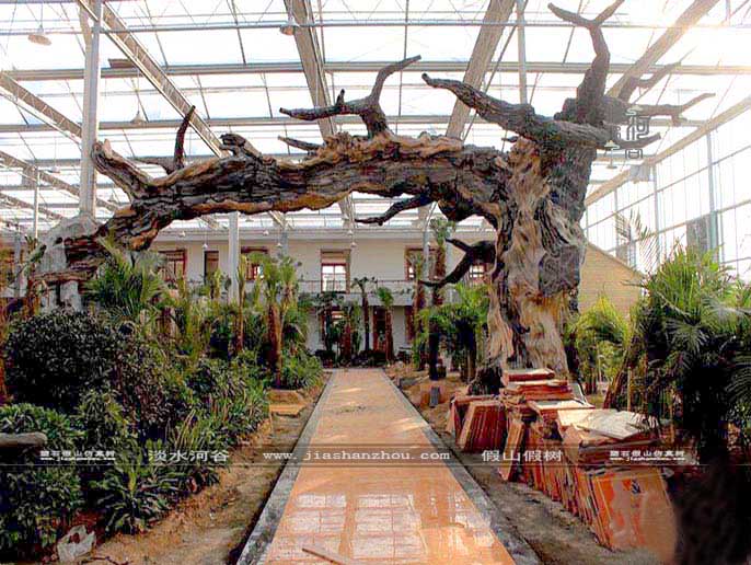 仿真樹(shù)大門(mén)