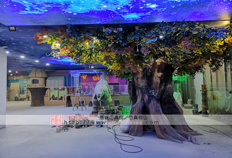 室內(nèi)假樹(shù)造型裝飾